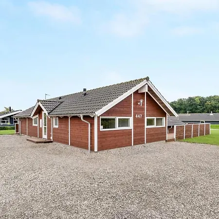 4 Bedroom Lovely In Juelsminde Sonderby (Midtjylland)
